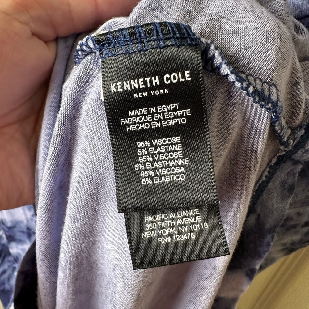 Kenneth Cole Shirt Womens Large Tee Short Sleeve Tie Dye Marble All Over Soft - Picture 4 of 6
